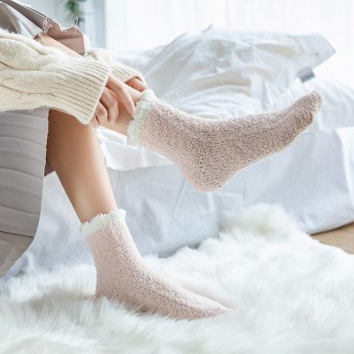 Plus velvet thick loose fuzzy socks (3)