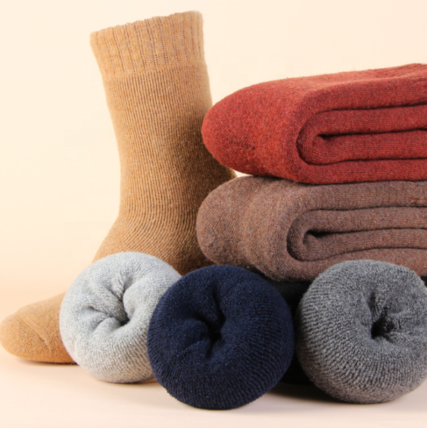 Wholesale winter men’s plush merino wool socks (1)